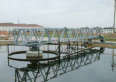 中心轉動刮泥機