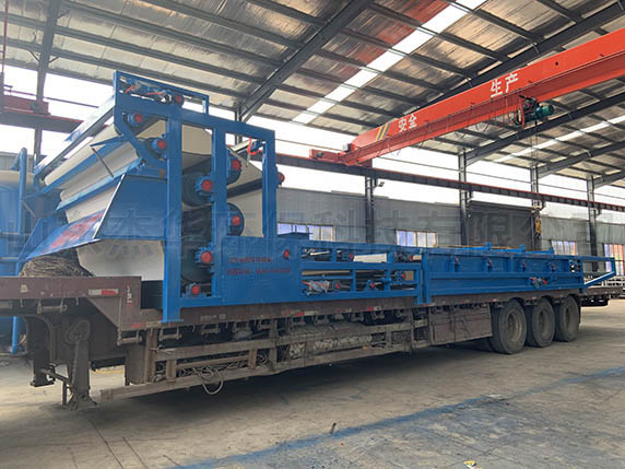 工業(yè)污水脫水帶式壓濾機